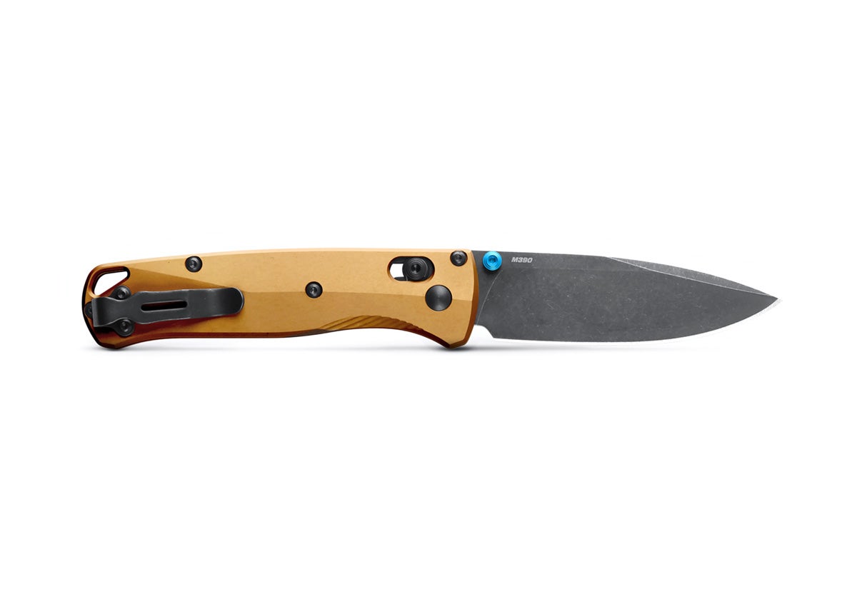 Benchmade 535BK-07 Bugout foldekniv med sort CPM-M390 drop-point blad og skæfte i Burnt Brass aluminium