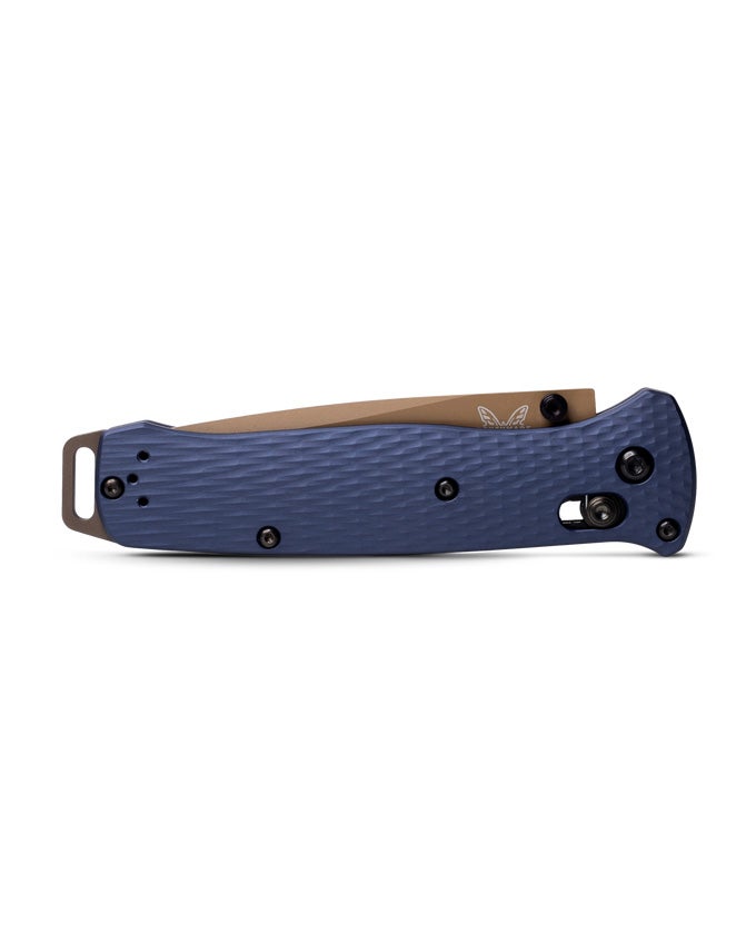 Benchmade 537FE-02 Bailout foldekniv med CPM-M4 tanto-blad i Flat Dark Earth og skæfte i Crater Blue anodiseret aluminium
