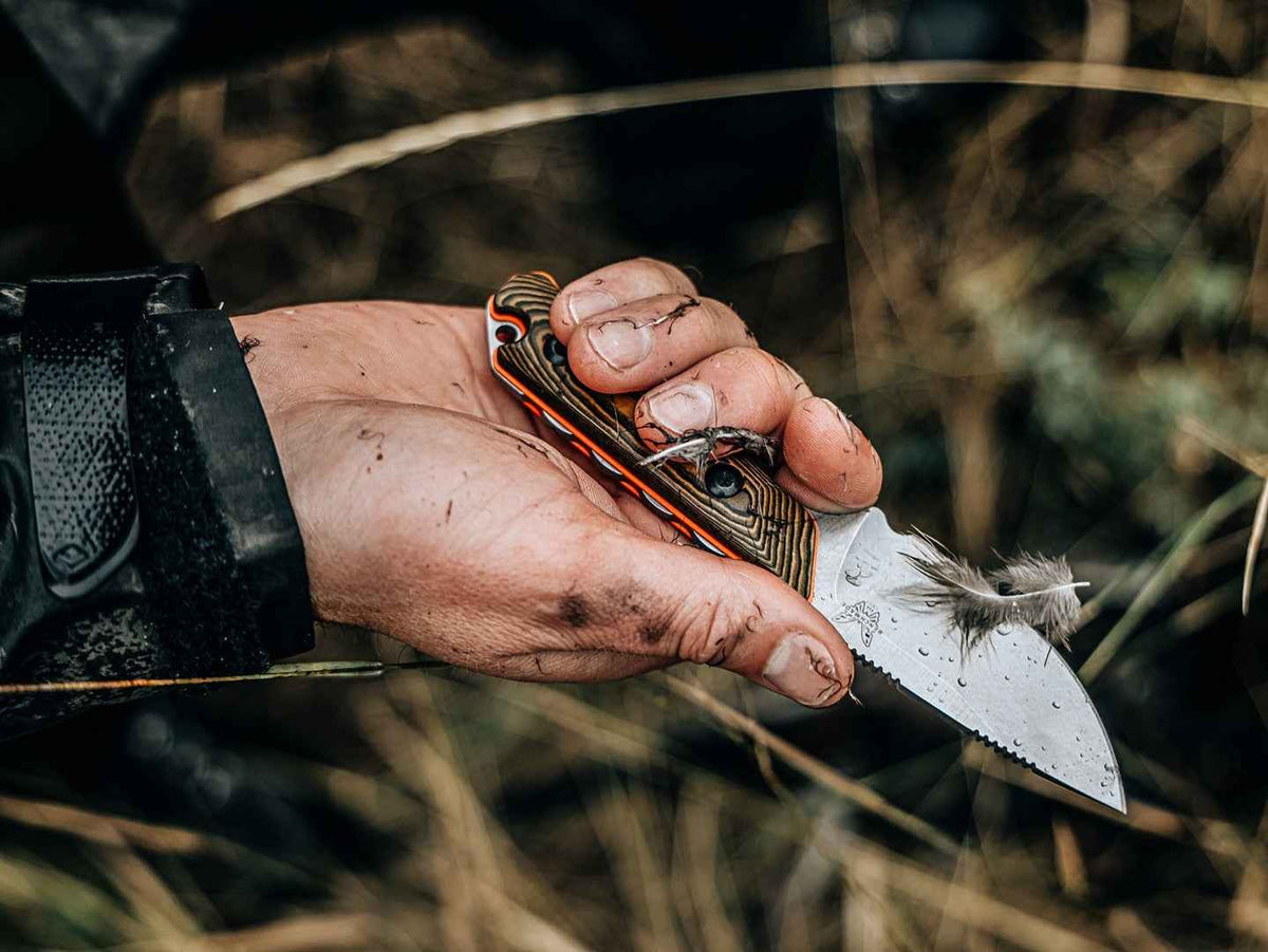 Benchmade 15002-1: Saddle Mountain Skinner w. Richlite Handle
