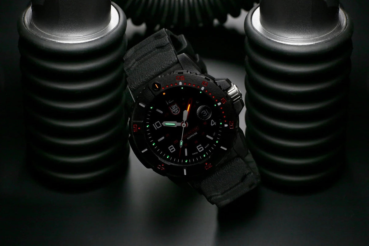 Luminox Navy Seal, Burgunder, 45 mm Luminox