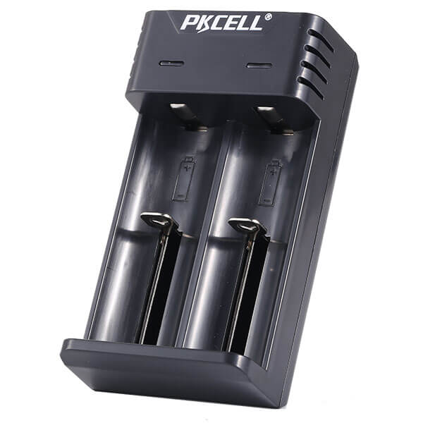 PK Cell 18650 Dual Oplader med to batterier.
