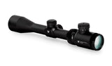 Nærbillede af Vortex Crossfire II 3-9x40 kikkertsigte på et mørkt underlag